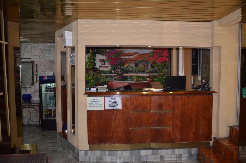 Hotel Posada Proceres Ville de Guatemala Extérieur photo